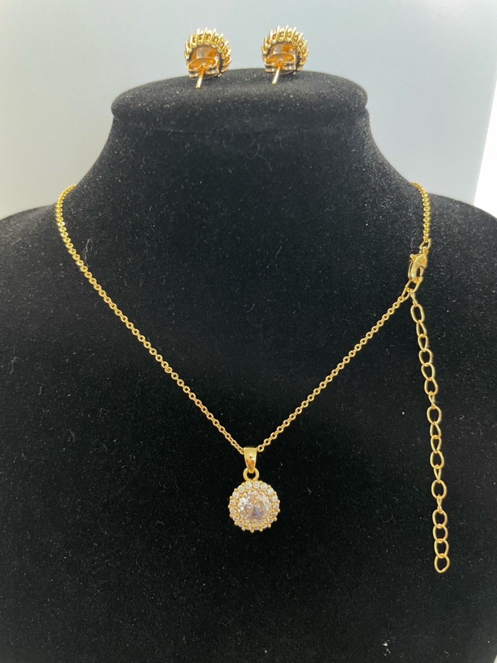 Gold Crystal Halo Necklace and Stud Earring Set - Picture 4 of 4